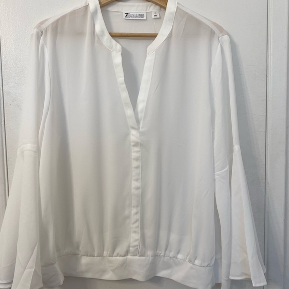 White Blouse - Picture 1 of 4